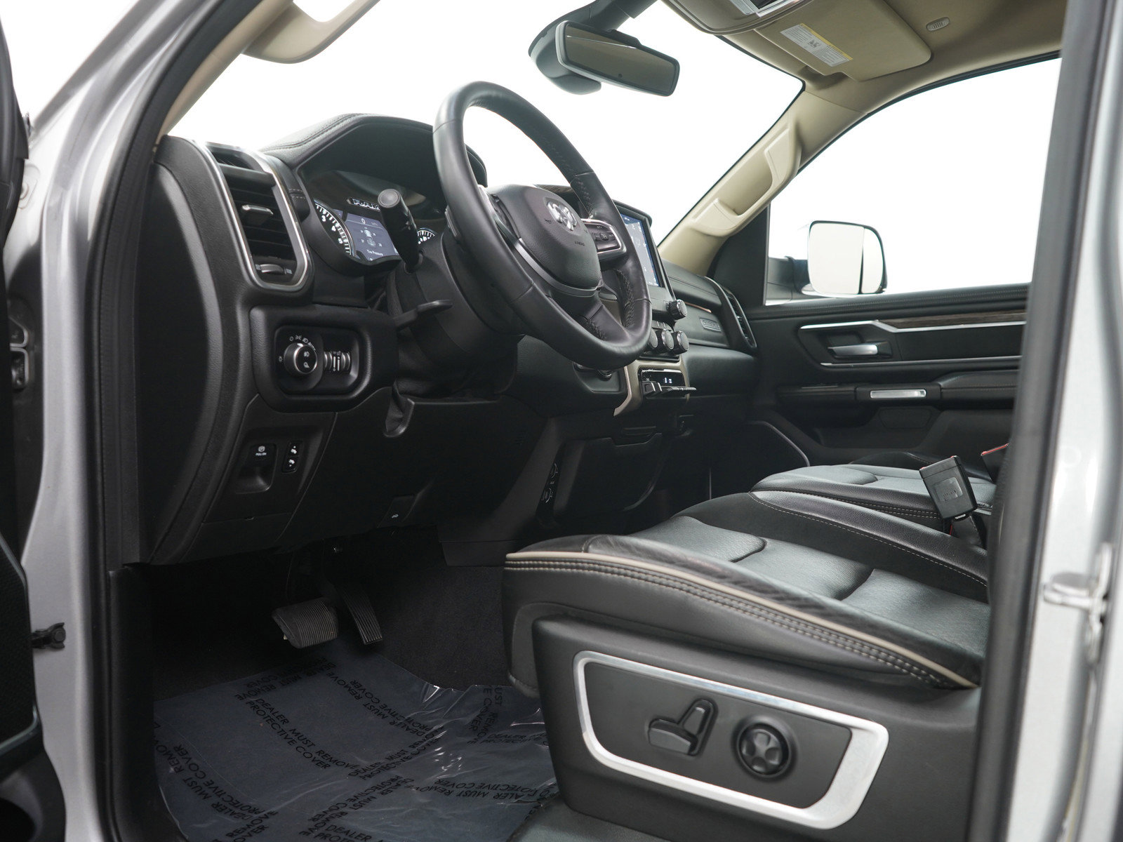 Used 2019 RAM 1500 Laramie w/ Trailer Tow Group image 22