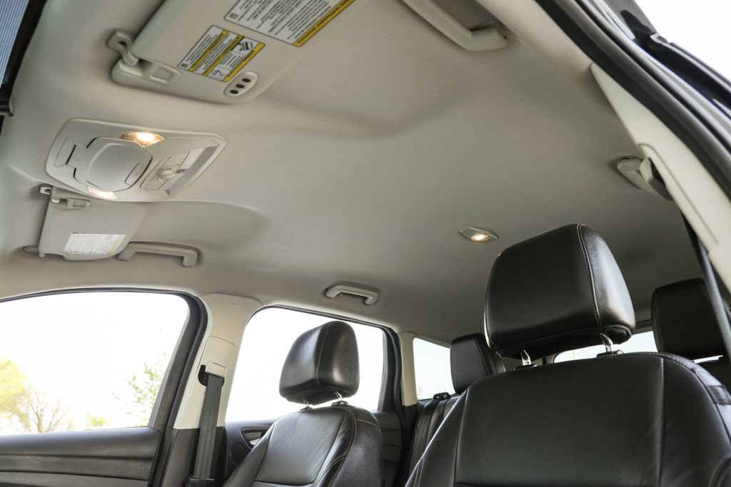 Used 2015 Ford Escape Titanium image 17