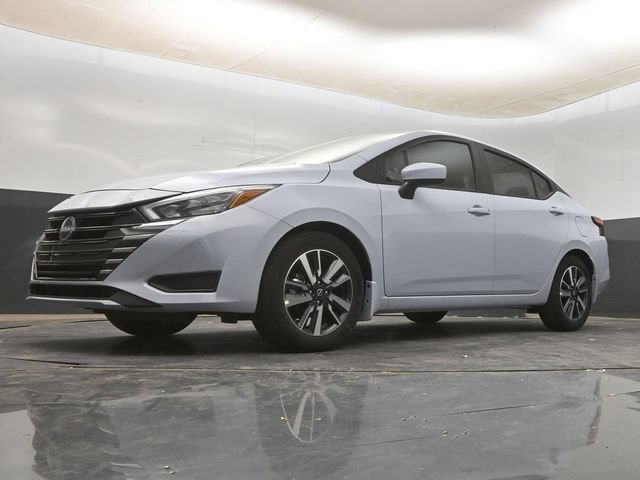 New 2025 Nissan Versa SV w/ Trunk Package FWD image 12