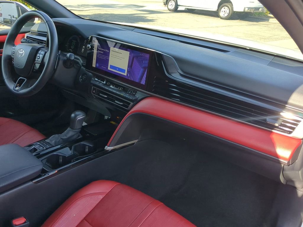 Used 2025 Toyota Camry XSE FWD image 31
