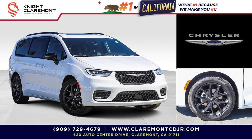 New 2026 Chrysler Pacifica Limited image 1