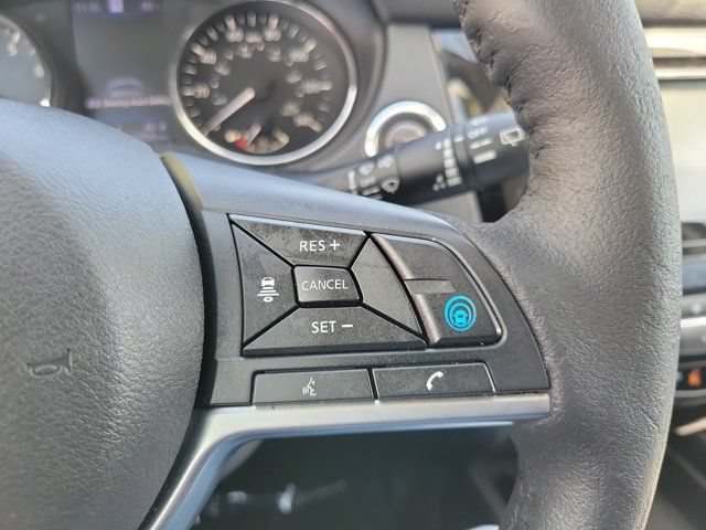Used 2020 Nissan Rogue Sport SL FWD image 21