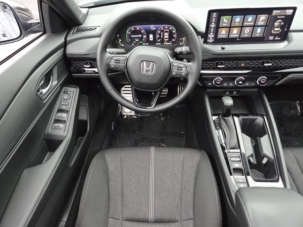 Used 2023 Honda Accord Sport image 29