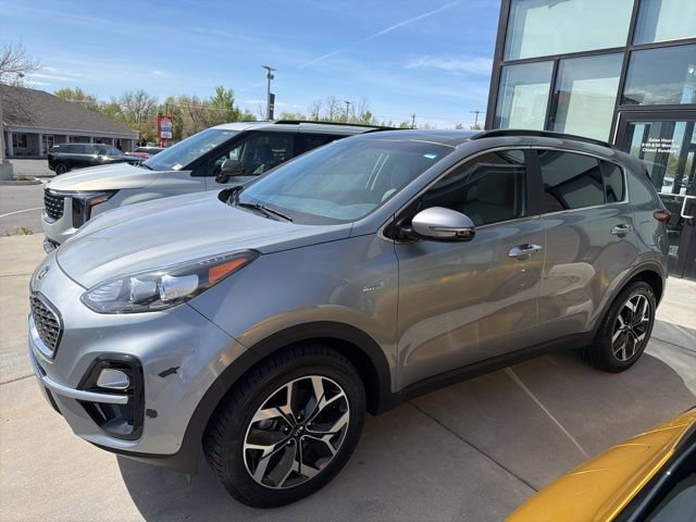Certified 2022 Kia Sportage EX image 2