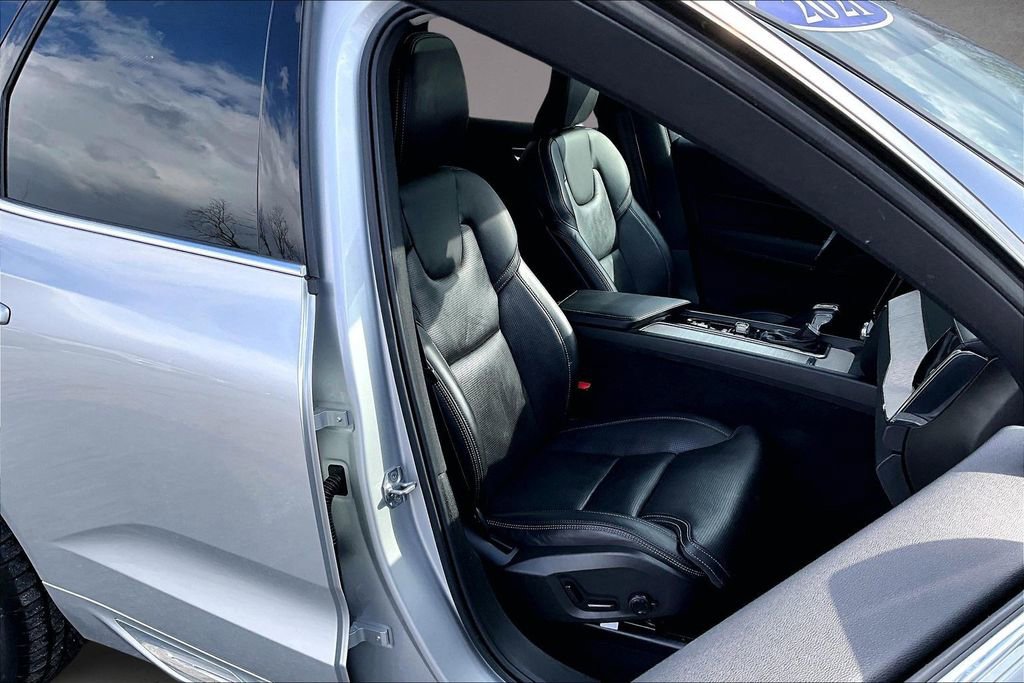 Used 2021 Volvo XC60 T5 Inscription w/ Advanced Package image 29