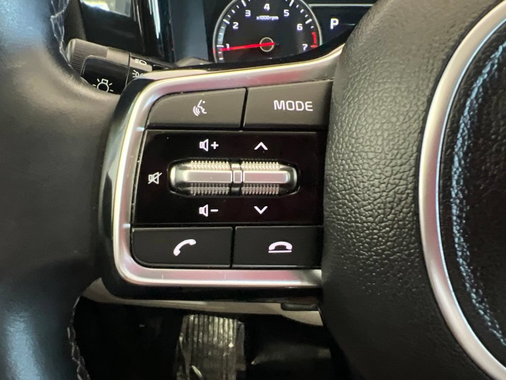 Used 2023 Kia Sorento EX w/ Panoramic Sunroof Package FWD image 54