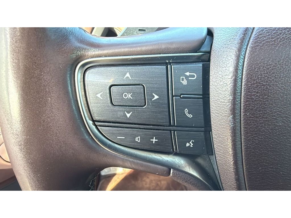 Used 2019 Lexus LS 500 AWD w/ Accessory Package (Z2) image 27