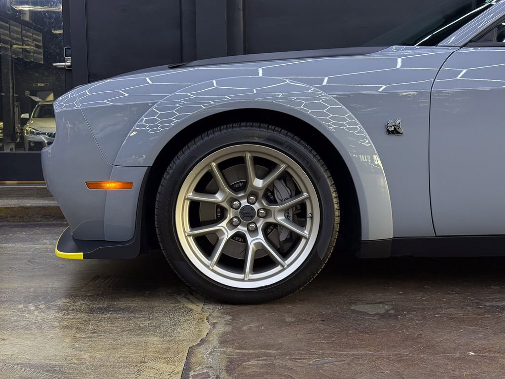 Used 2020 Dodge Challenger R/T Scat Pack RWD image 4