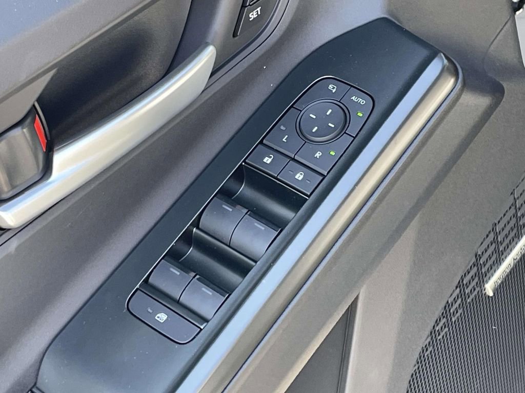 New 2026 Subaru Uncharted AWD image 17