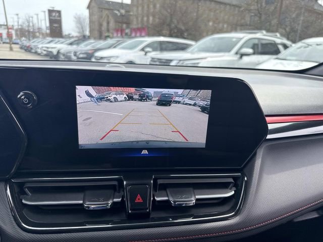 Used 2024 Chevrolet TrailBlazer RS FWD image 25