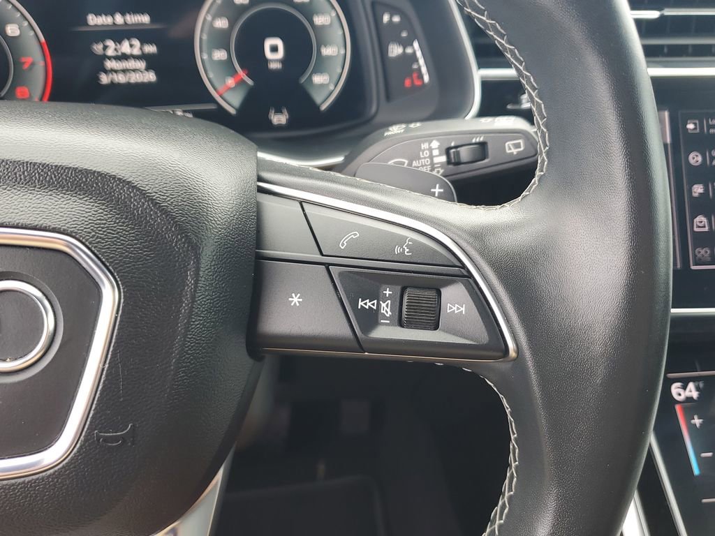 Used 2025 Audi Q7 3.0T Premium Plus image 34