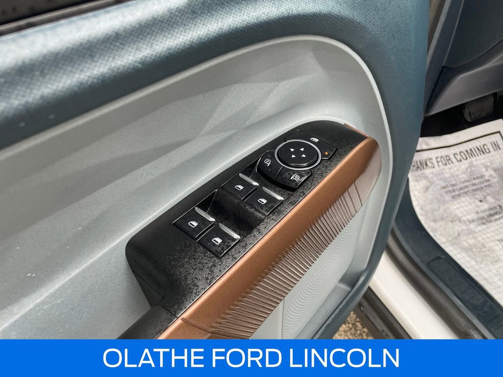 Used 2023 Ford Maverick Lariat w/ Lariat Luxury Package image 23