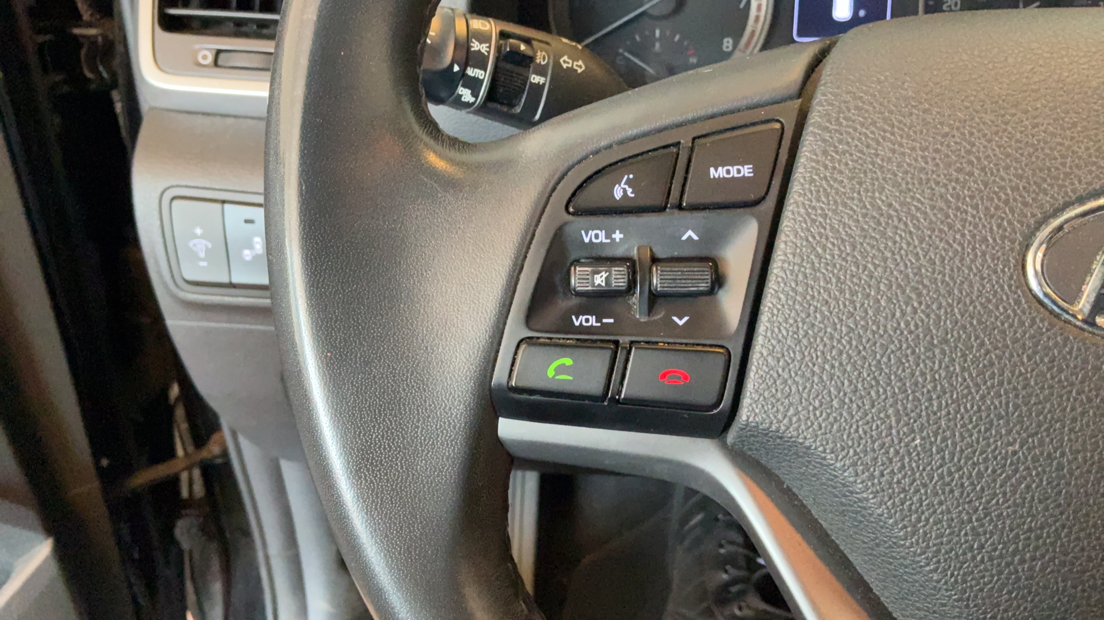 Used 2017 Hyundai Tucson Sport w/ Cargo Package AWD/4WD image 16