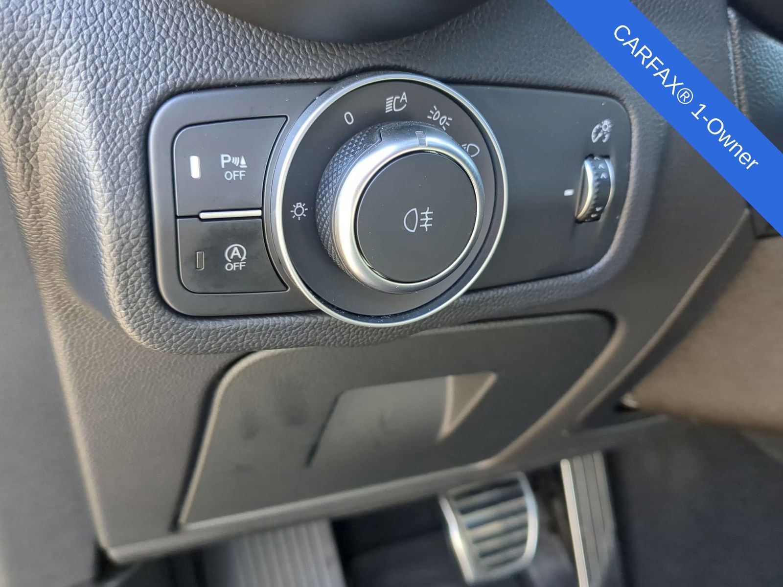 Used 2023 Alfa Romeo Stelvio Ti image 21