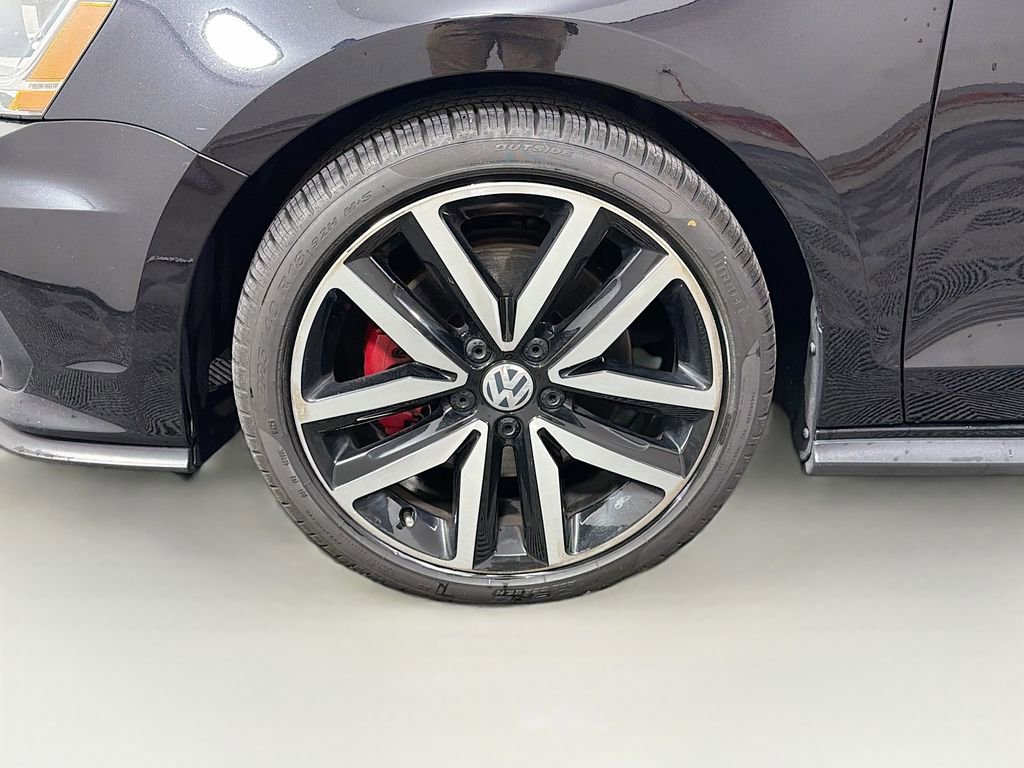 Used 2018 Volkswagen Jetta GLI FWD image 31