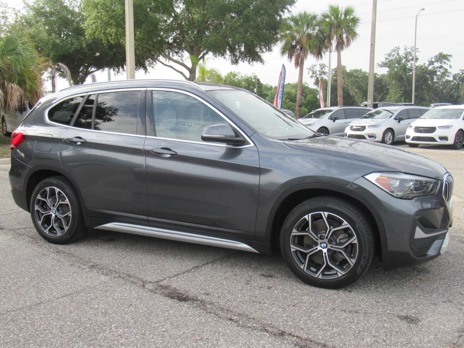 Used 2022 BMW X1 sDrive28i w/ Premium Package FWD image 2