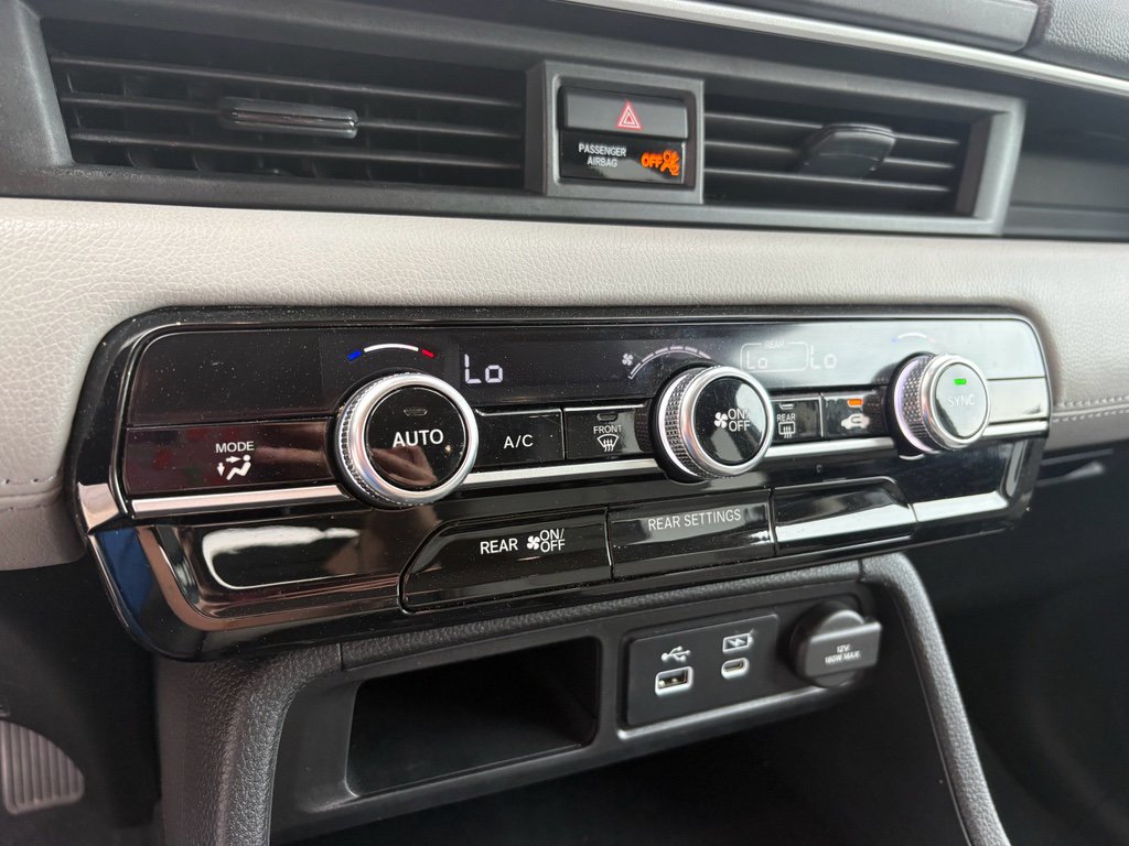 Certified 2023 Honda Pilot LX image 18