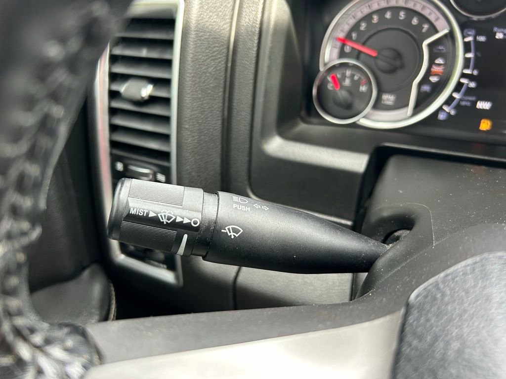 Used 2022 RAM 1500 Classic Warlock AWD/4WD image 19