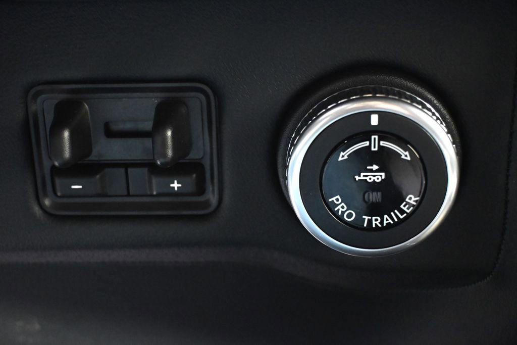 New 2026 Lincoln Navigator L Reserve w/ Jet Appearance Package image 32