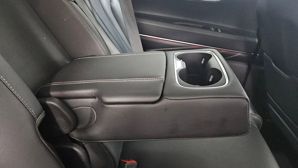 Used 2024 Genesis GV80 2.5T image 16