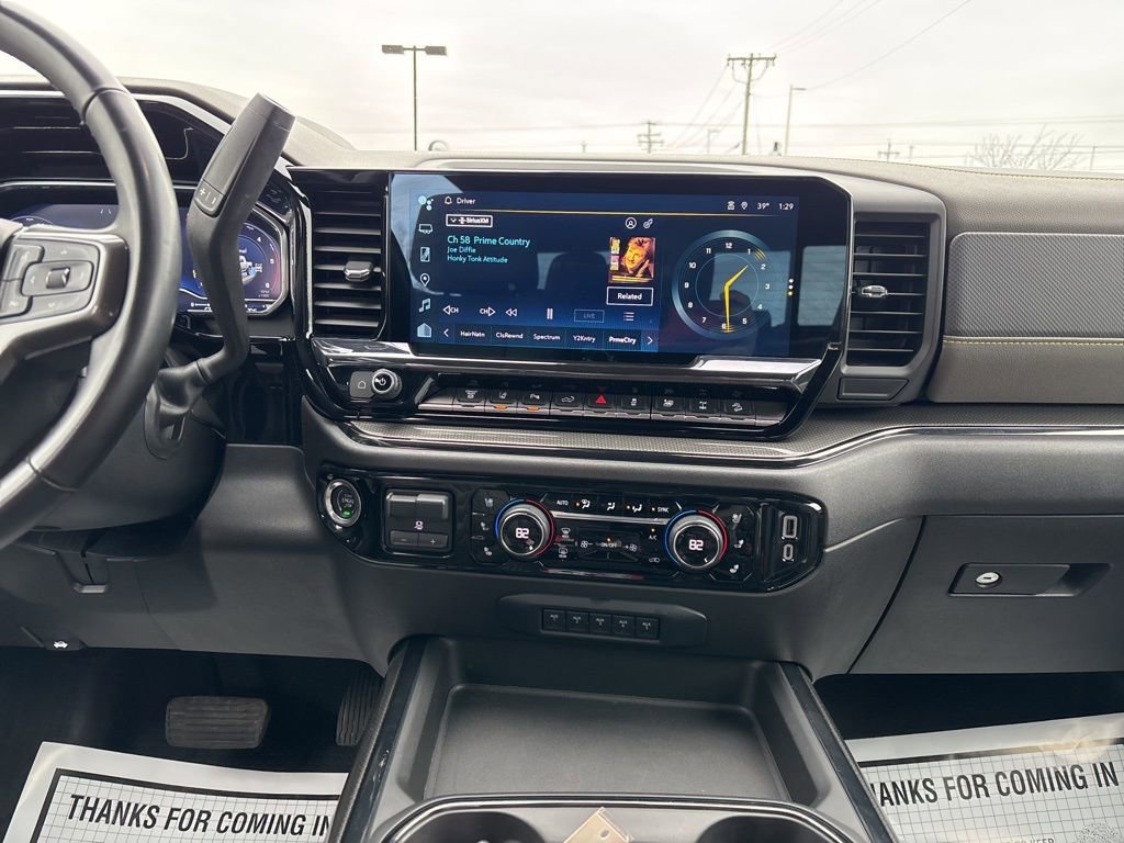 Used 2024 Chevrolet Silverado 2500 ZR2 w/ Technology Package image 23