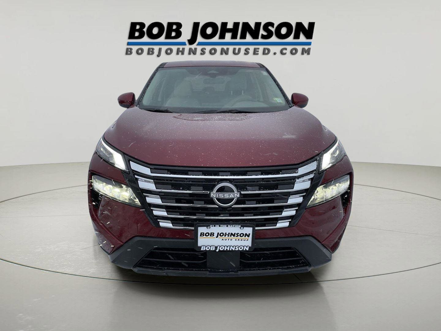 Used 2025 Nissan Rogue SV image 2