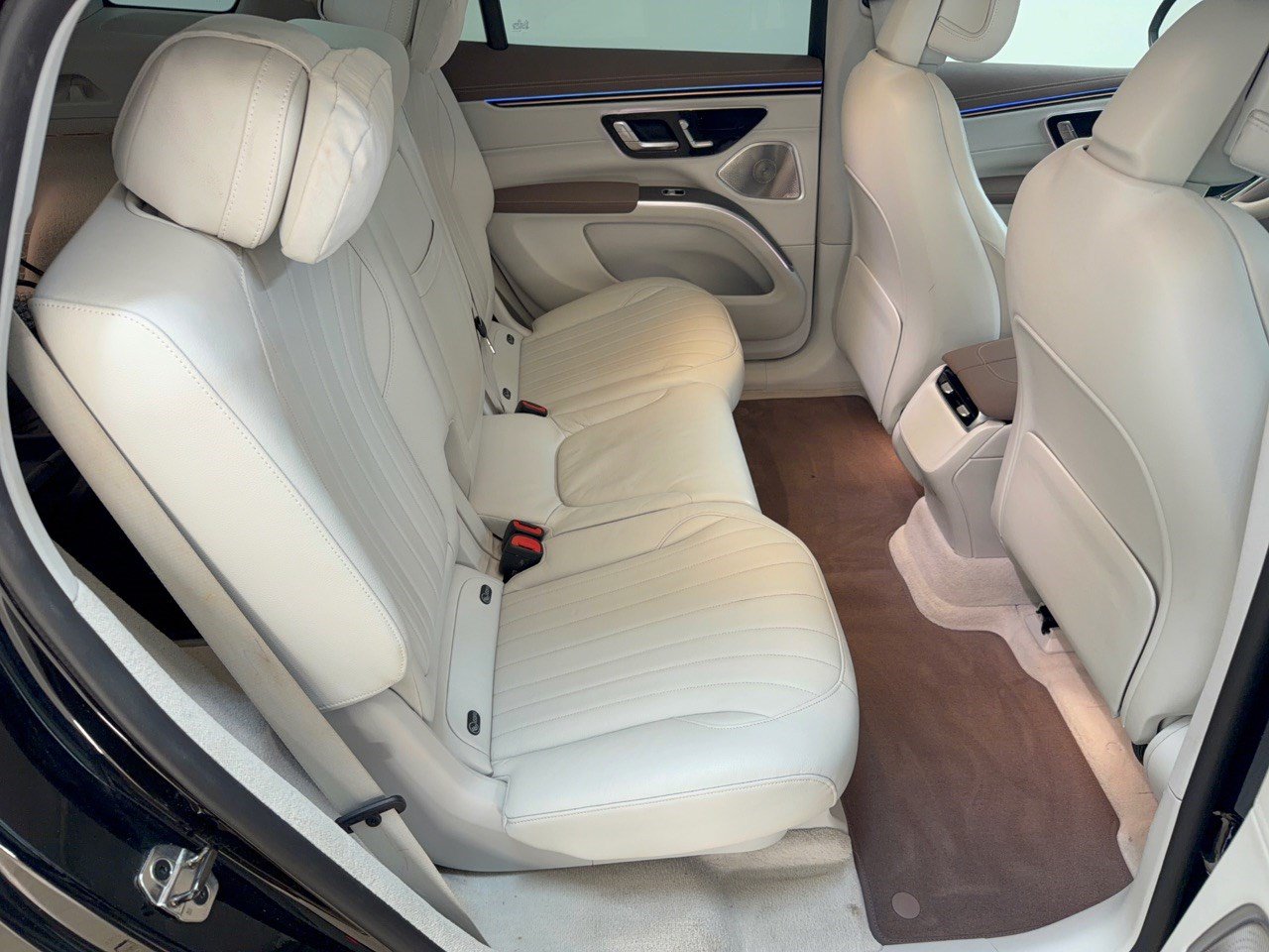 Used 2023 Mercedes-Benz EQS 580 4MATIC SUV image 29
