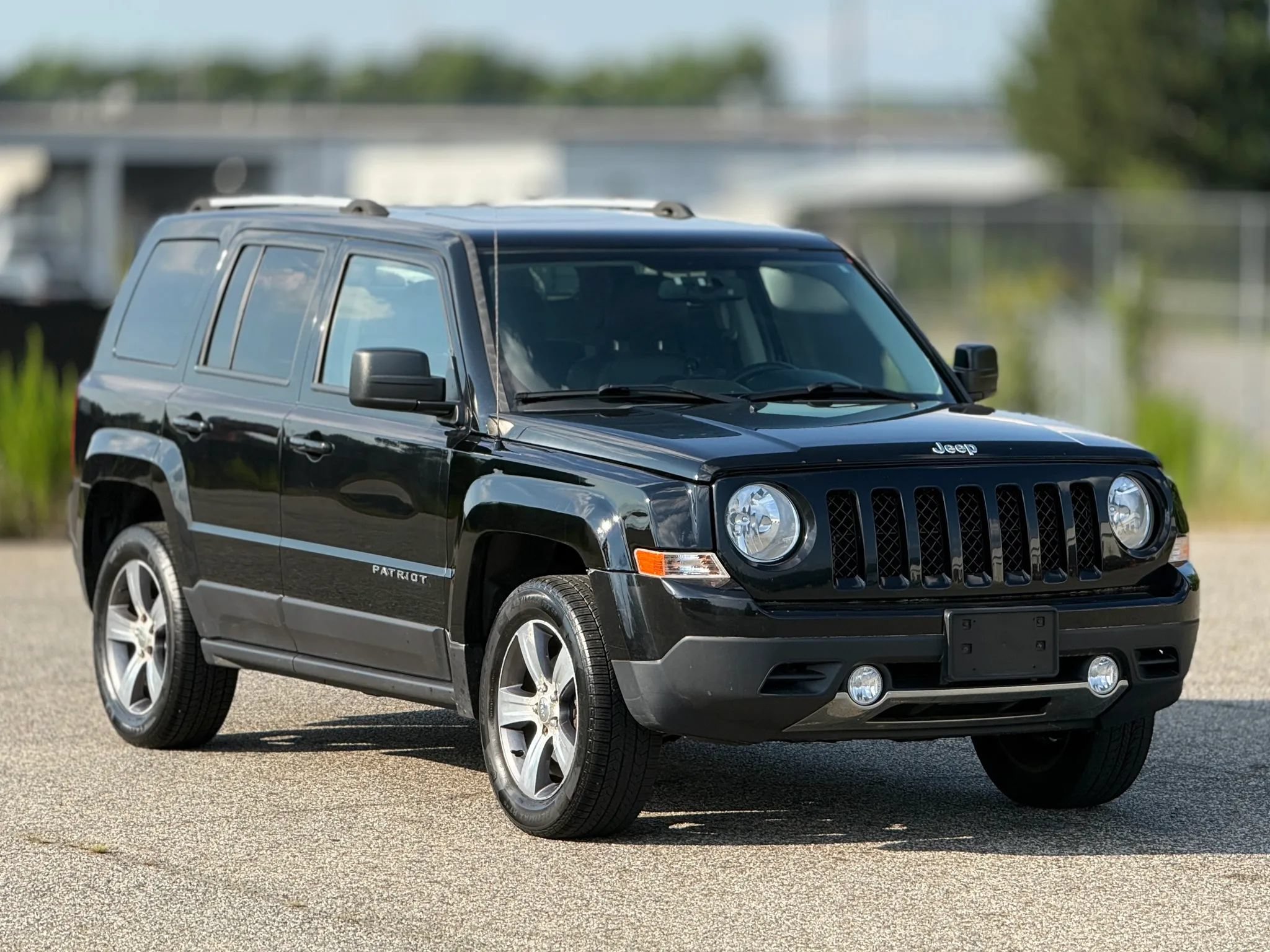 Used 2016 Jeep Patriot High Altitude AWD/4WD image 1