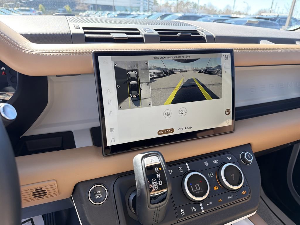 Used 2025 Land Rover Defender 110 S image 27