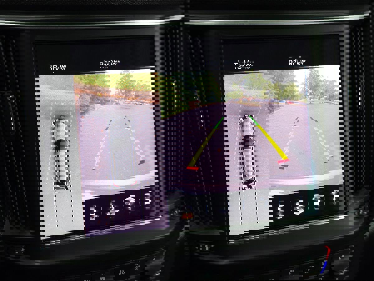 Used 2022 Maserati Levante GT image 34