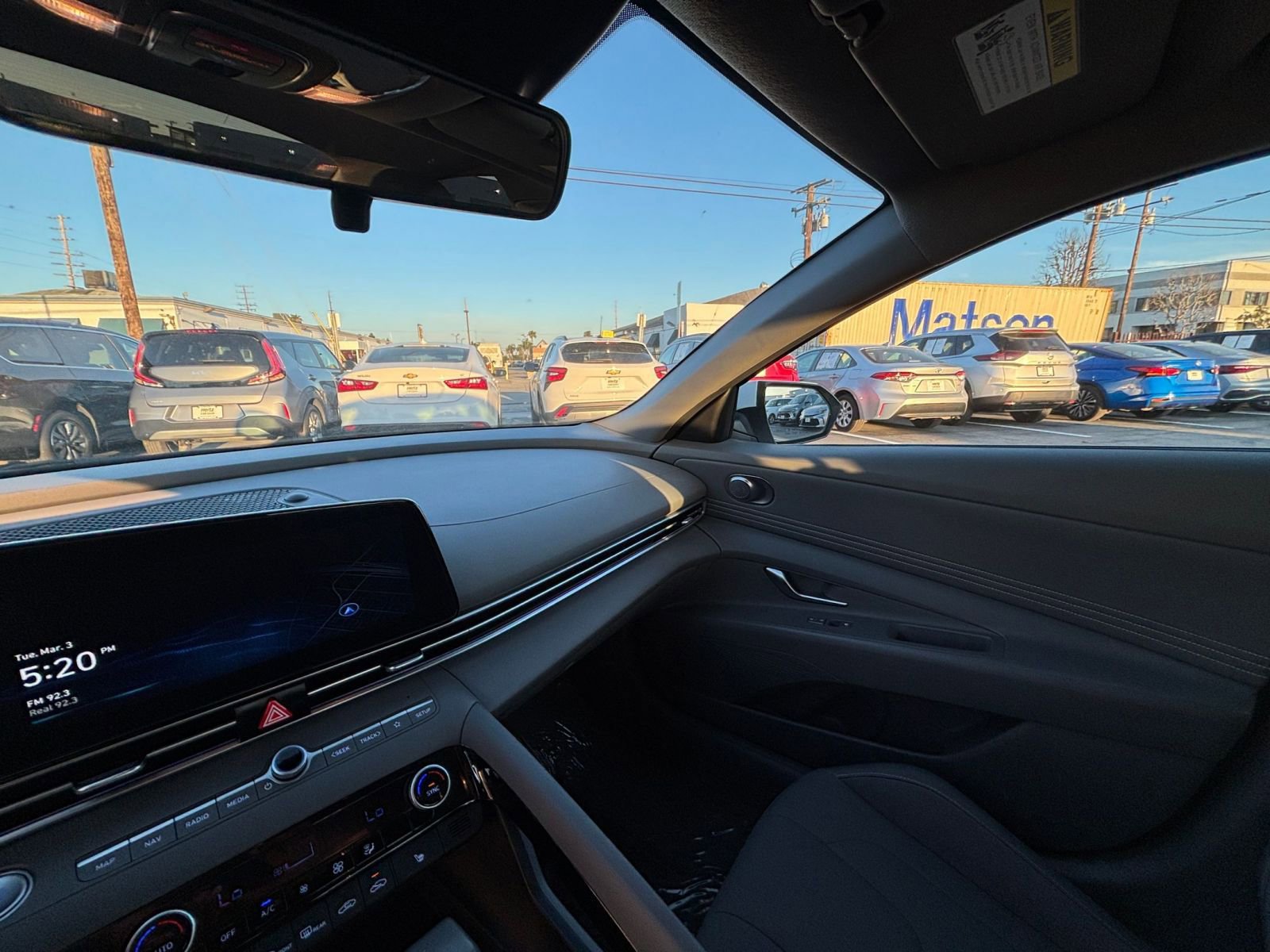 Used 2025 Hyundai Elantra SEL image 38