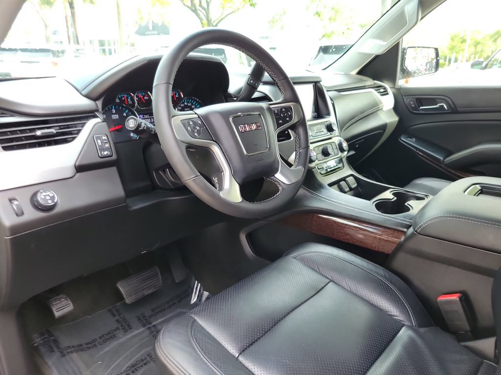 Used 2017 GMC Yukon SLE w/ SLE Value Package RWD image 16
