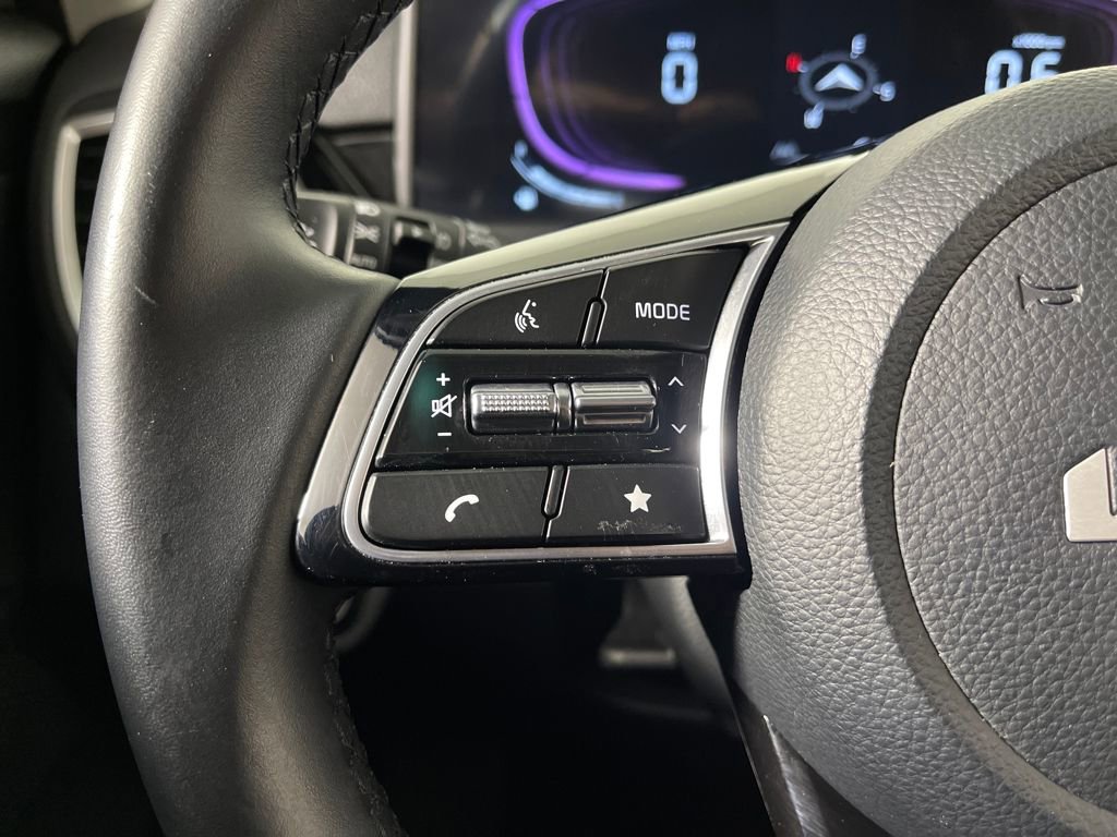 Used 2025 Kia Seltos S image 29