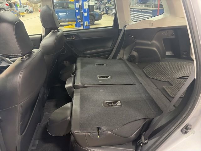 Used 2018 Subaru Forester 2.5i Limited image 17