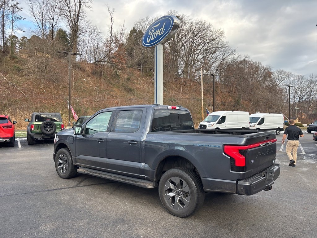 Used 2022 Ford F150 Lightning Lariat w/ Max Trailer Tow Package image 32