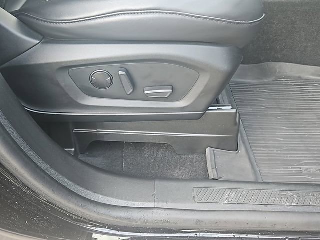 Used 2021 Ford Explorer XLT w/ Equipment Group 202A image 36