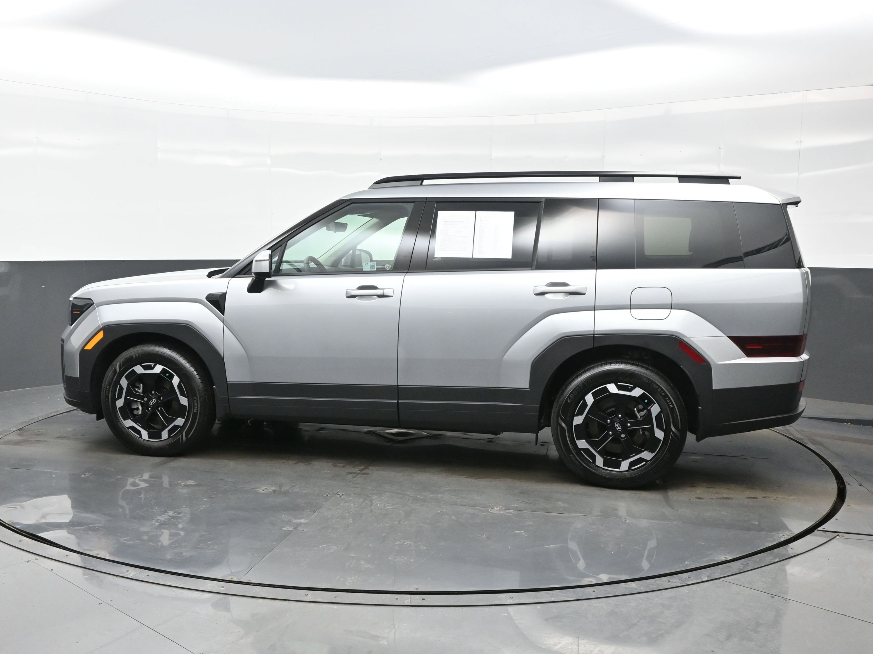 Certified 2026 Hyundai Santa Fe SEL image 3