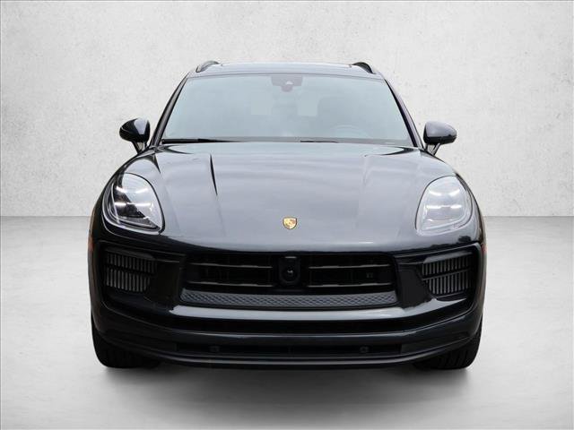 Used 2025 Porsche Macan S AWD/4WD image 3