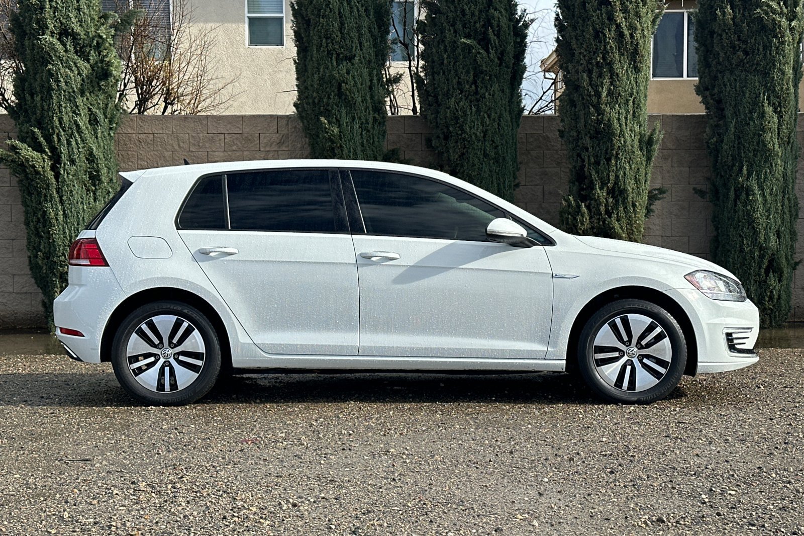 Used 2019 Volkswagen e-Golf SE w/ Driver Assistance Package image 3