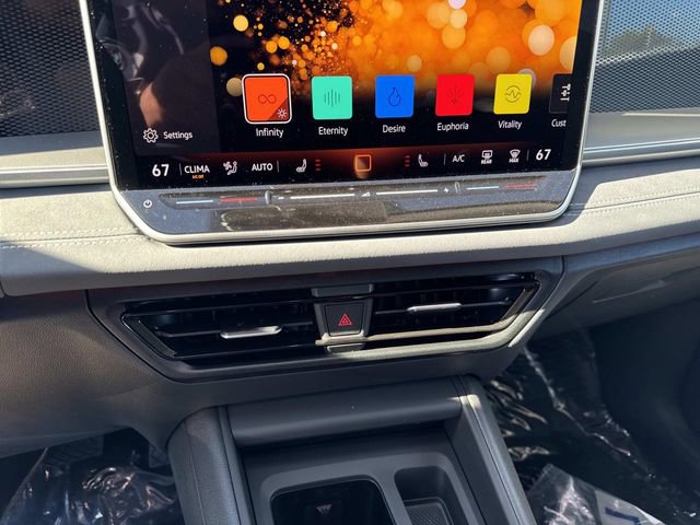 New 2026 Volkswagen Tiguan SE image 23