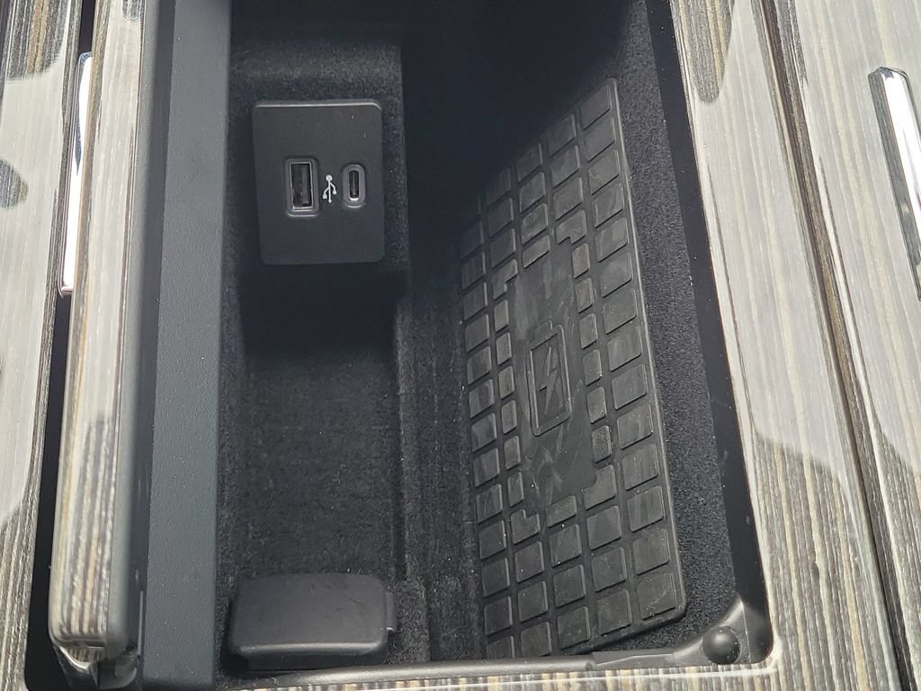 Used 2021 Lincoln Navigator Black Label AWD/4WD image 39