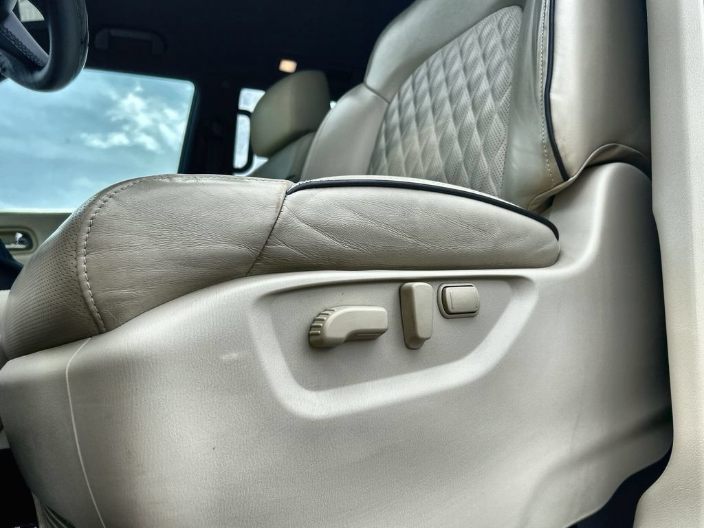 Used 2022 INFINITI QX80 Sensory w/ Cargo Package AWD/4WD image 22