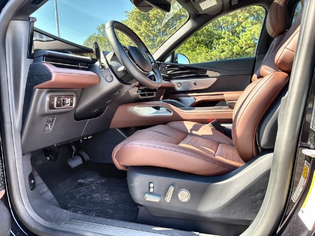 New 2026 Lincoln Nautilus Reserve AWD/4WD image 12