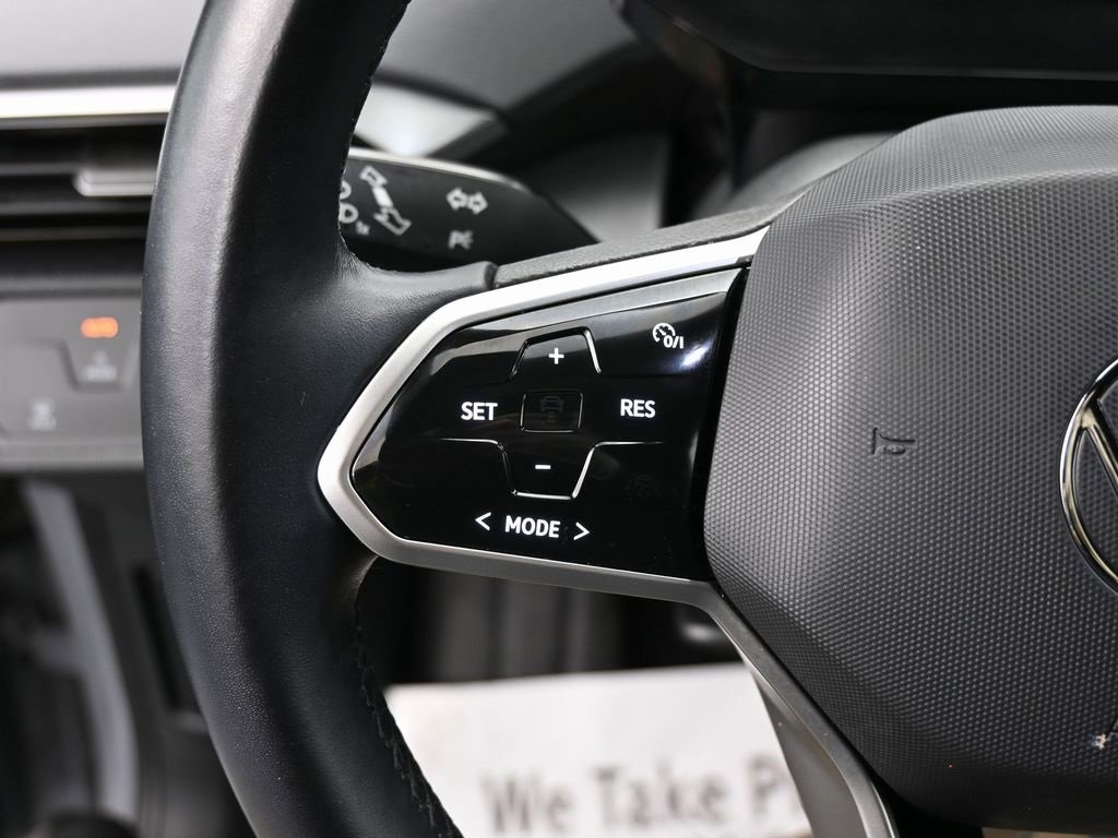 Used 2022 Volkswagen ID.4 Pro image 18