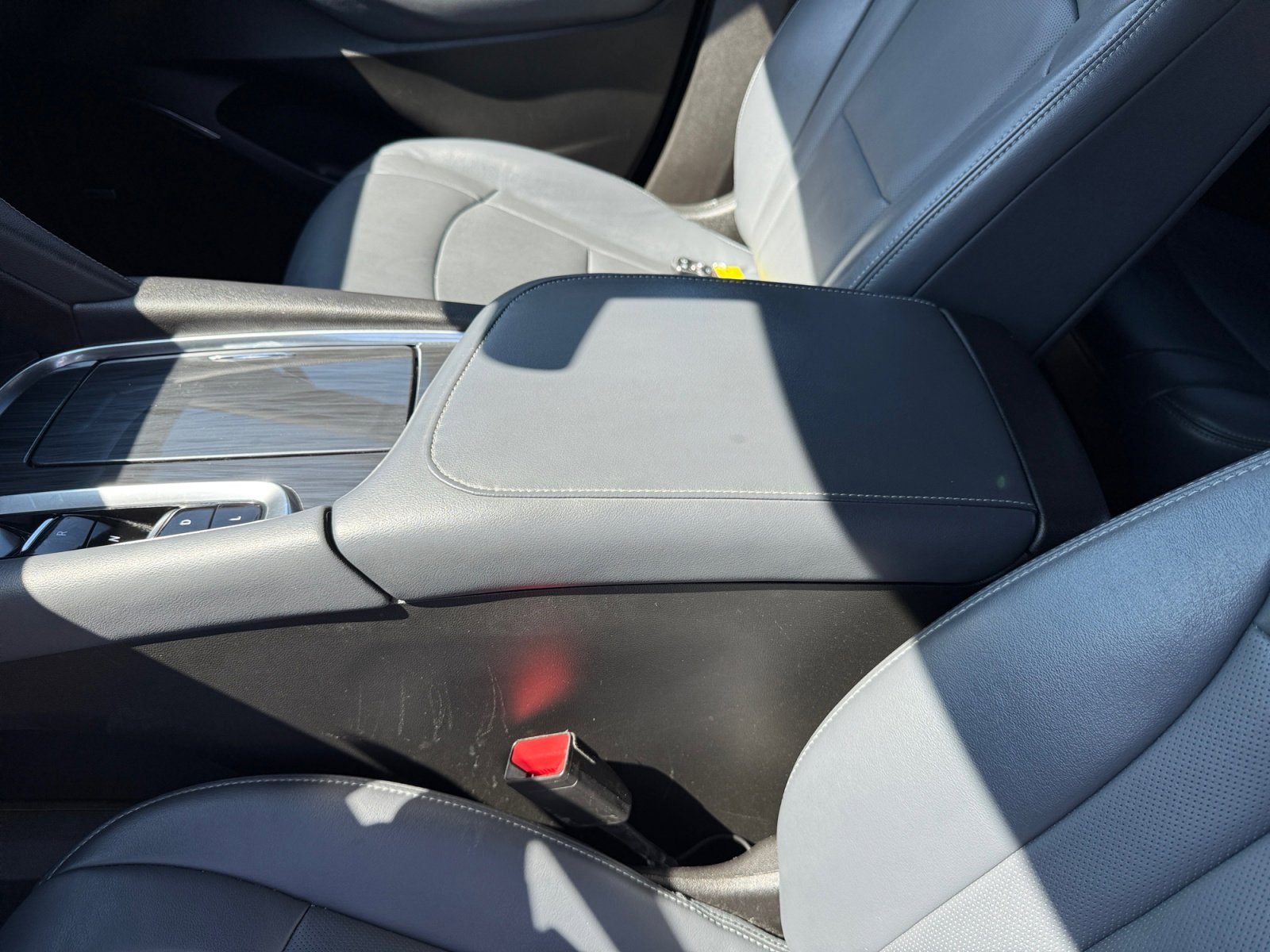 Used 2024 Buick Enclave Premium image 14