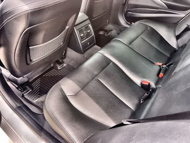 Used 2018 BMW 340i Sedan RWD image 33