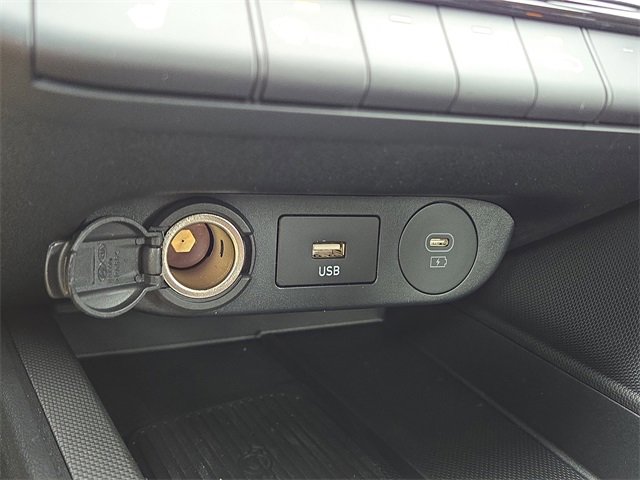 New 2025 Hyundai Elantra SEL image 15