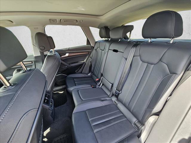 Certified 2024 Audi Q5 e Prestige w/ Prestige Package AWD/4WD image 16