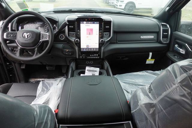 New 2026 RAM 3500 Laramie w/ Night Edition AWD/4WD image 25
