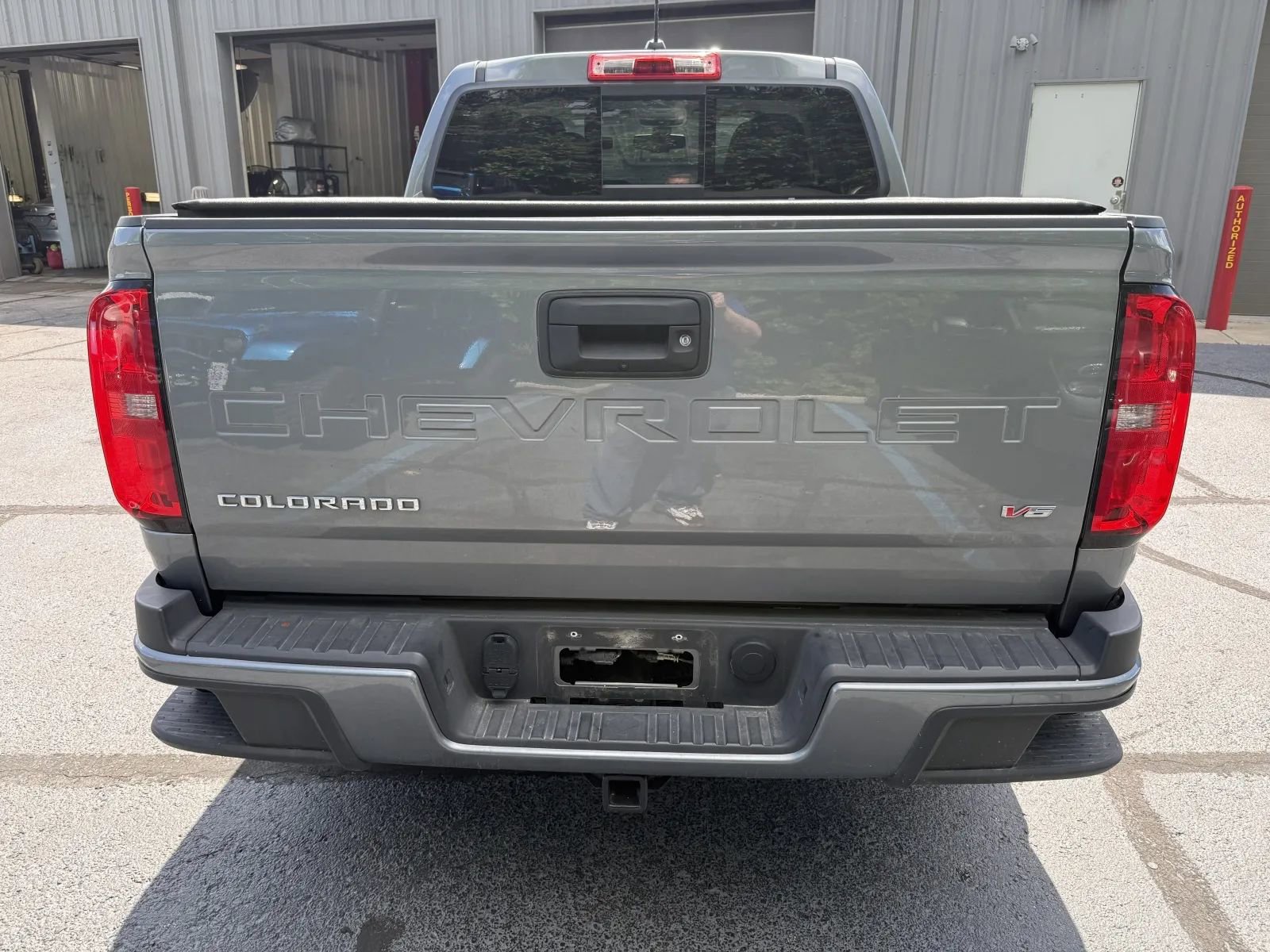Used 2022 Chevrolet Colorado LT w/ LT Convenience Package RWD image 3